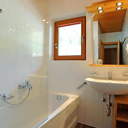 Haus Am Muehlbach Guest house Weissensee